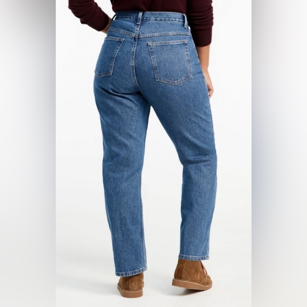 L.L. Bean Medium Wash Original Fit Traditional Denim Blue Jeans Womens 20P NWT - Picture 2 of 13